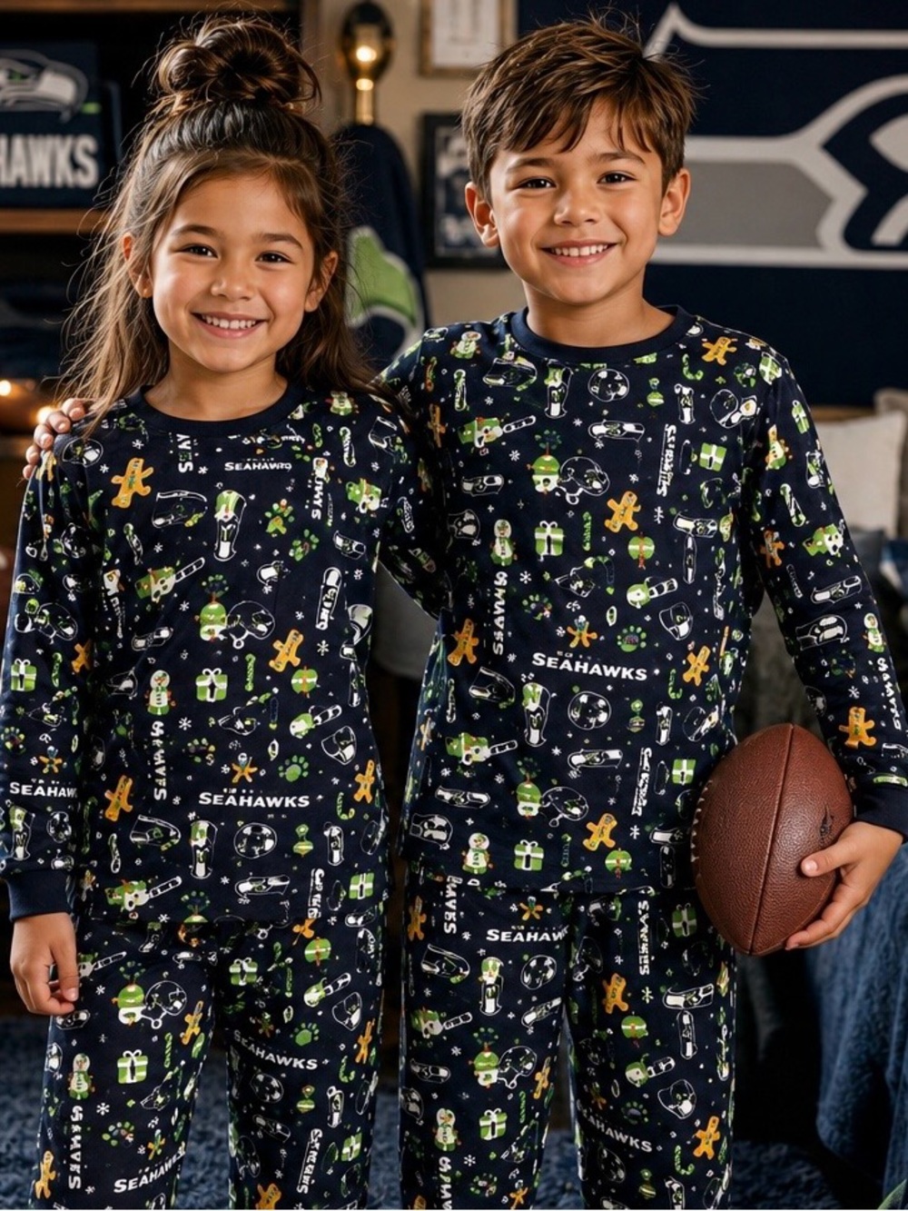 Seattle Seahawks 12th Man NFL Christmas Flannel Unisex Pajama Set Youth XS 4/5